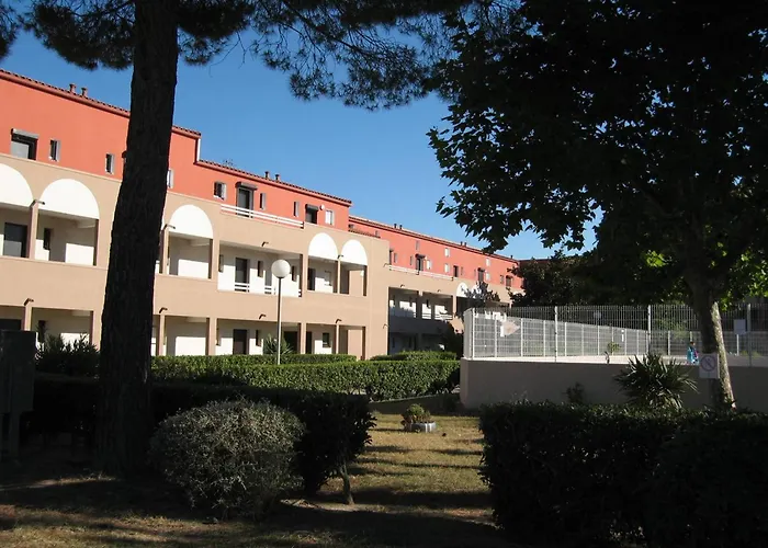 T2 Renove Avec Cabine, Piscine, Animaux Admis, Parking A 500m De La - Fr-1-106-49 *