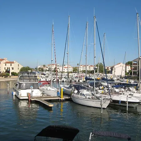 T2 Renove Avec Cabine, Piscine, Animaux Admis, Parking A 500m De La - Fr-1-106-49 * Saint-Cyprien (Pyrenees-Orientales)