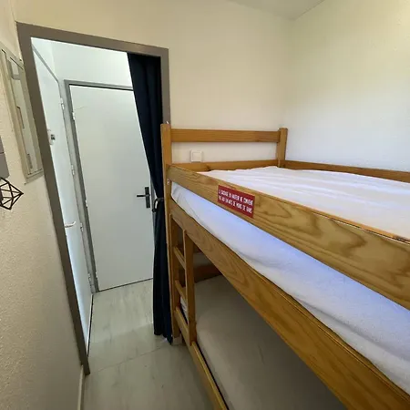 T2 Renove Avec Cabine, Piscine, Animaux Admis, Parking A 500m De La - Fr-1-106-49 Апартаменты Сен-Сиприен